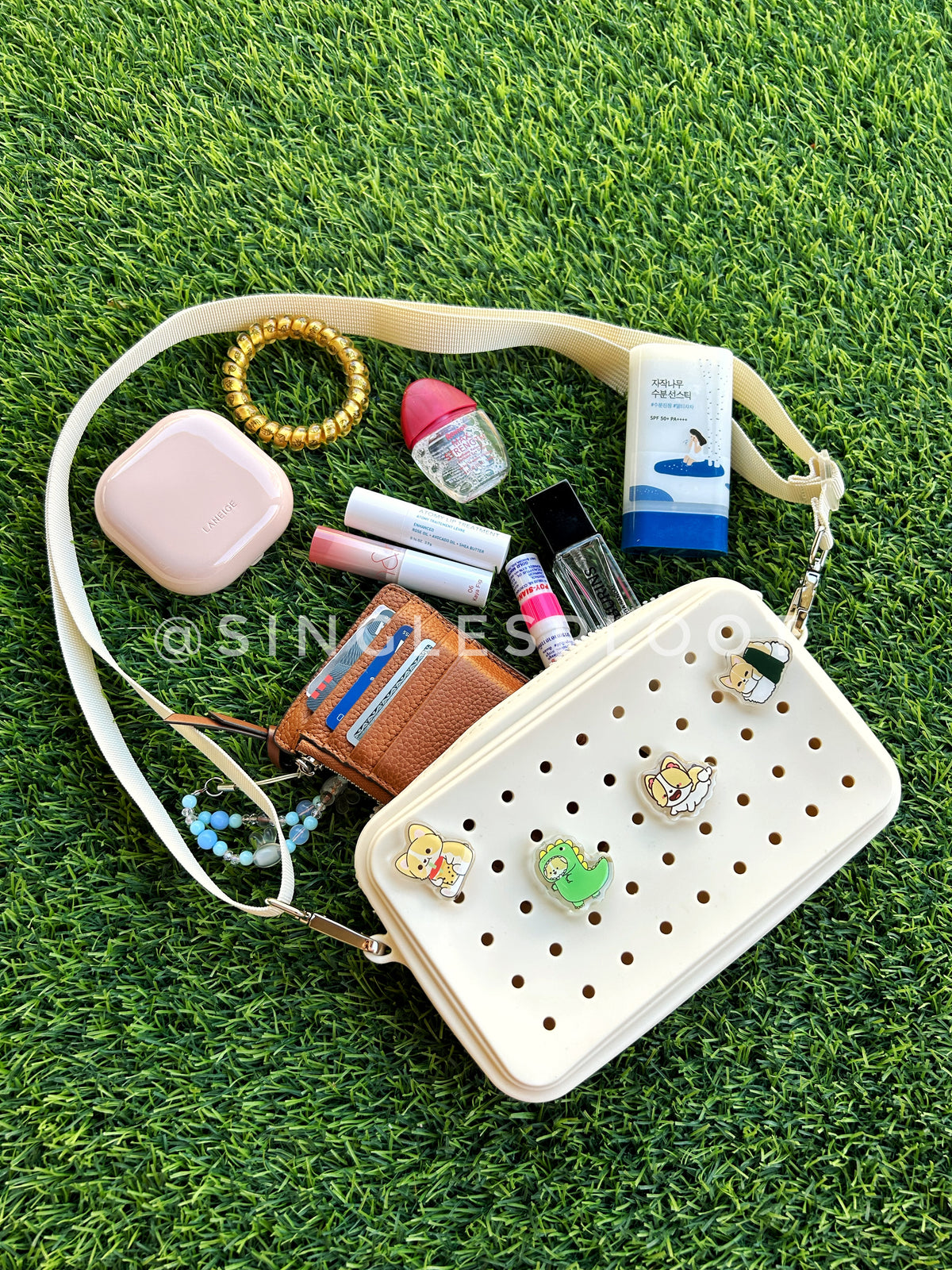 Charm Bag (Black)